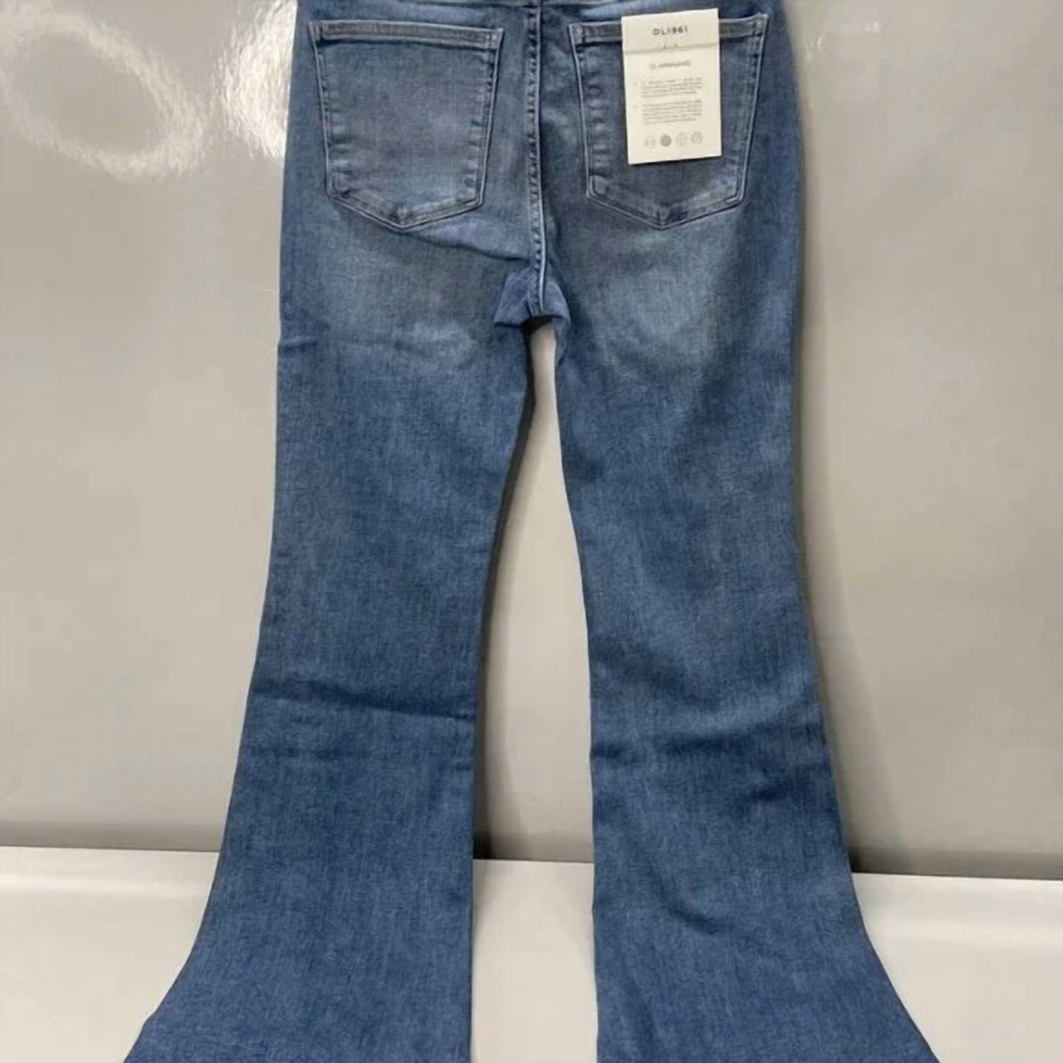 DL1961 - Women's Women's Bridget Boot High-rise Instasculpt Jeans in light wash - women's jeans - detail view