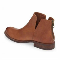 CHOCOLAT BLU Women's BRICE Bootie in caramel leather - women's shoe - detail view