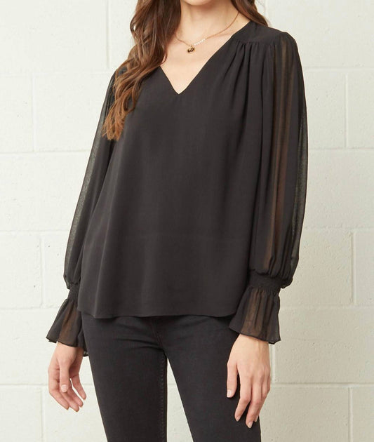 Entro - Textured V-neck Top