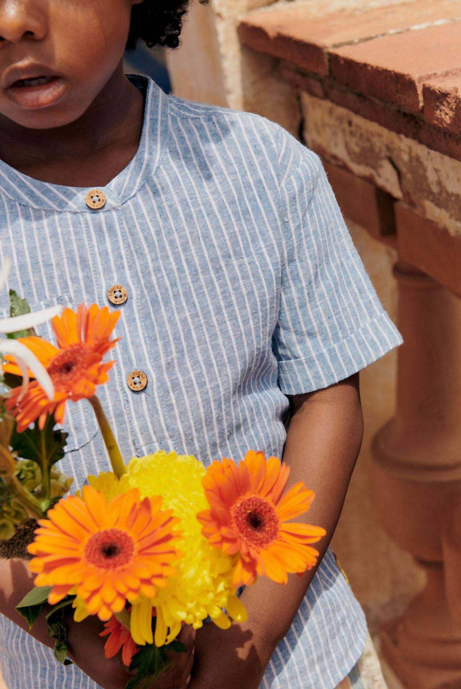Louise Misha Arun Short Sleeve Shirt in blue onda stripes - kids' t-shirt - detail view