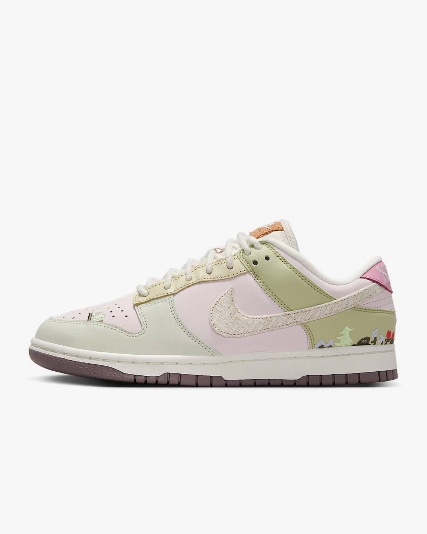 Nike - Women's Dunk Low Sneakers
