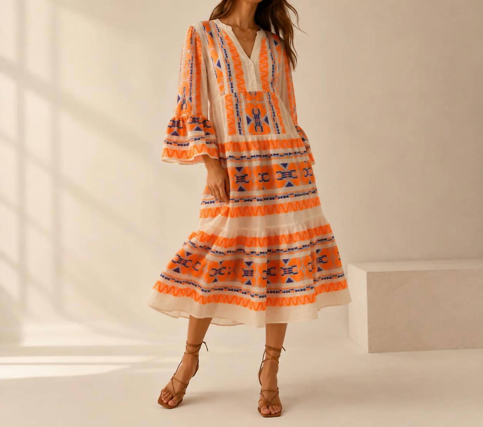 Mystery Resort - Lumière Midi Dress