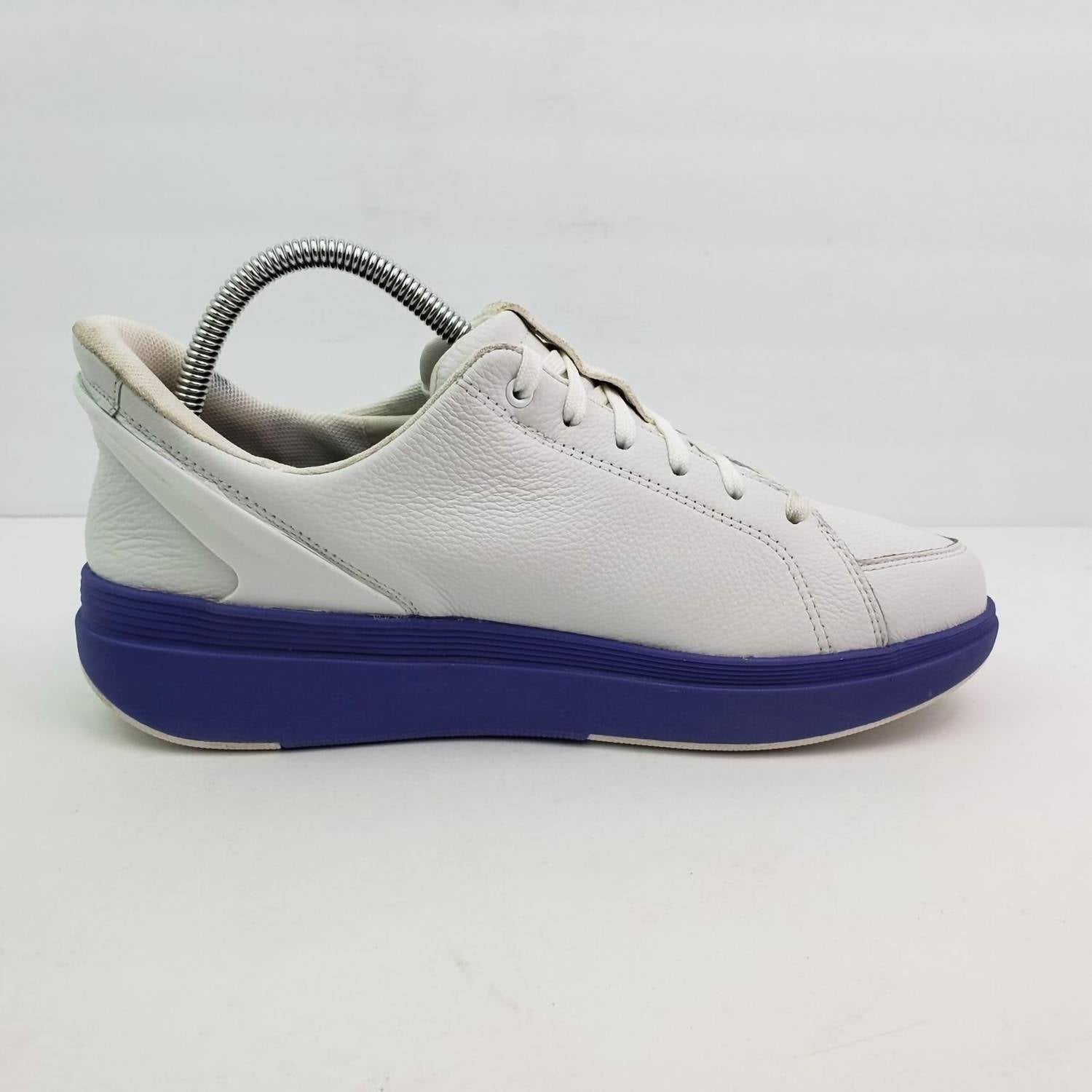 Kizik - Women's Sydney Hands-free Leather Sneakers