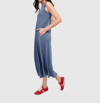 Alembika - Essential Sleeveless Midi Dress
