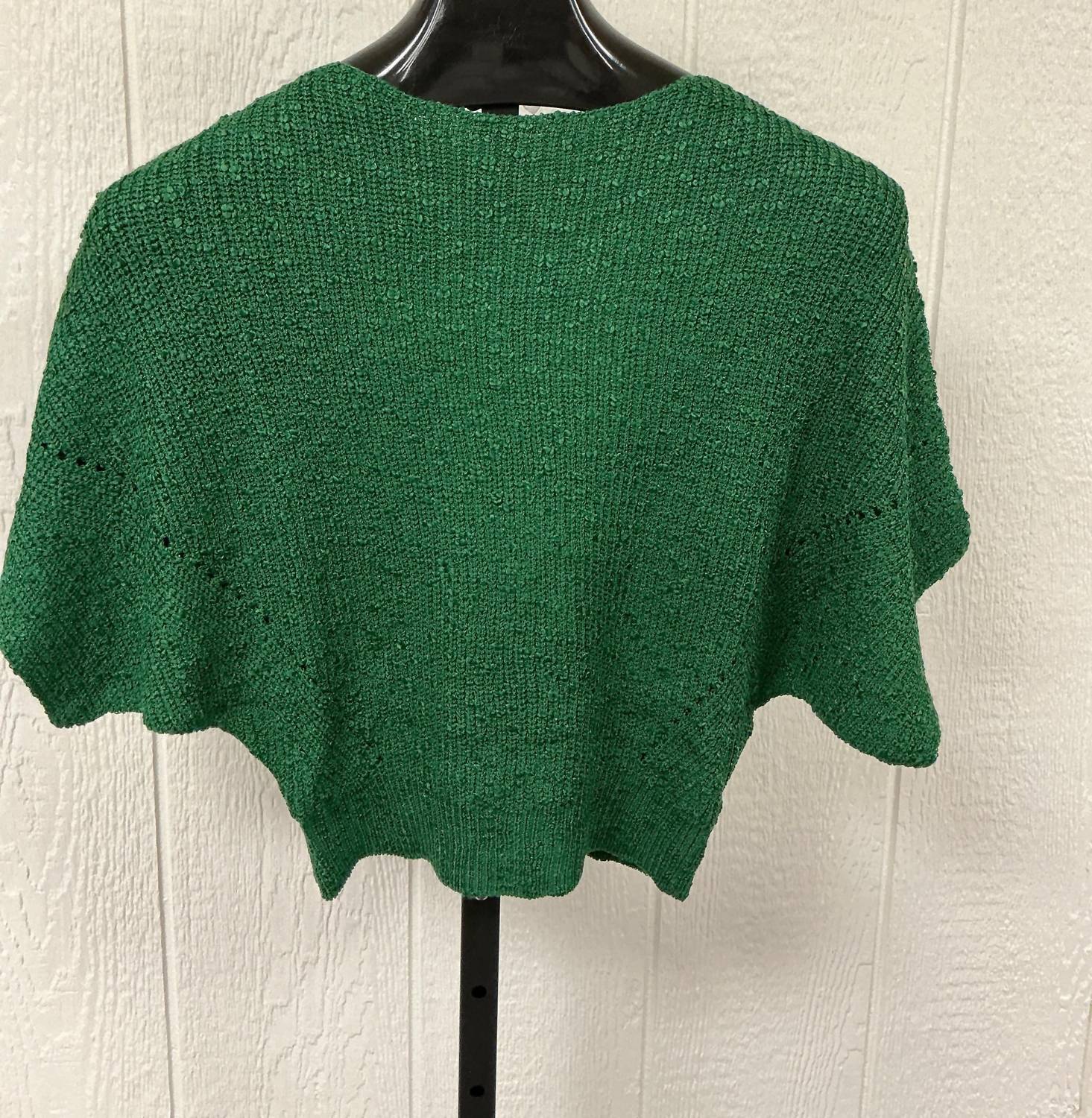 ee:some Knit Short Sleeve Top in hunter green - women's t-shirt - detail view