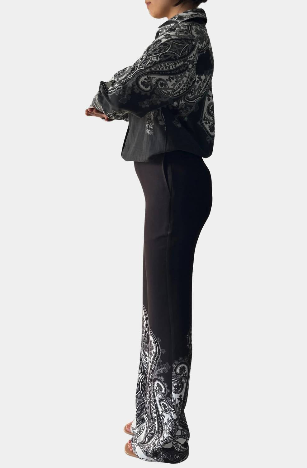 HEMANT & NANDITA Viri Fitted And Flared Pants in black white - women's pants - detail view