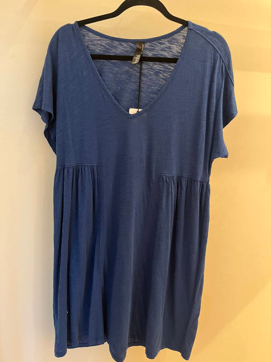 Bobi - V-Neck Dolman Shirred T-Shirt Dress