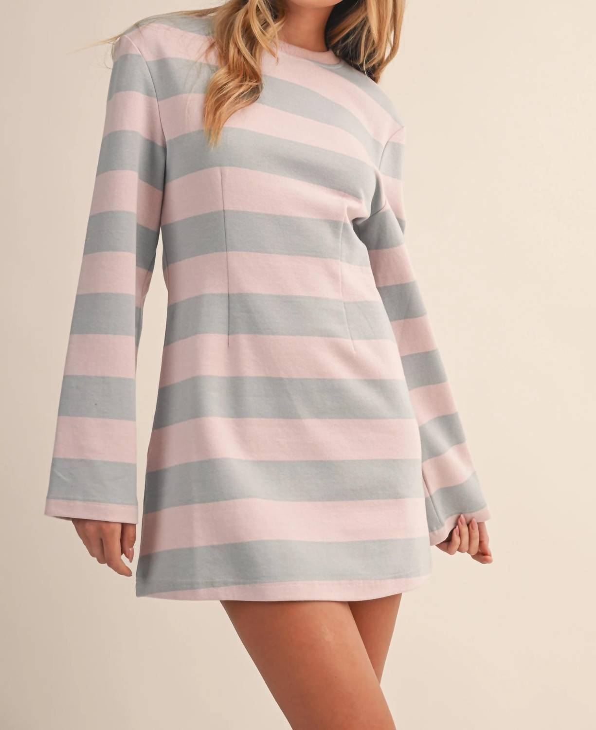 Klesis - Ashley Bell Sleeves Mini Dress