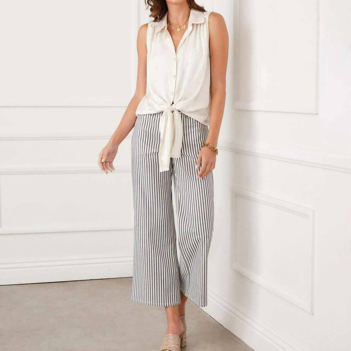 Karen Kane - Sleeveless Tie-Front Top