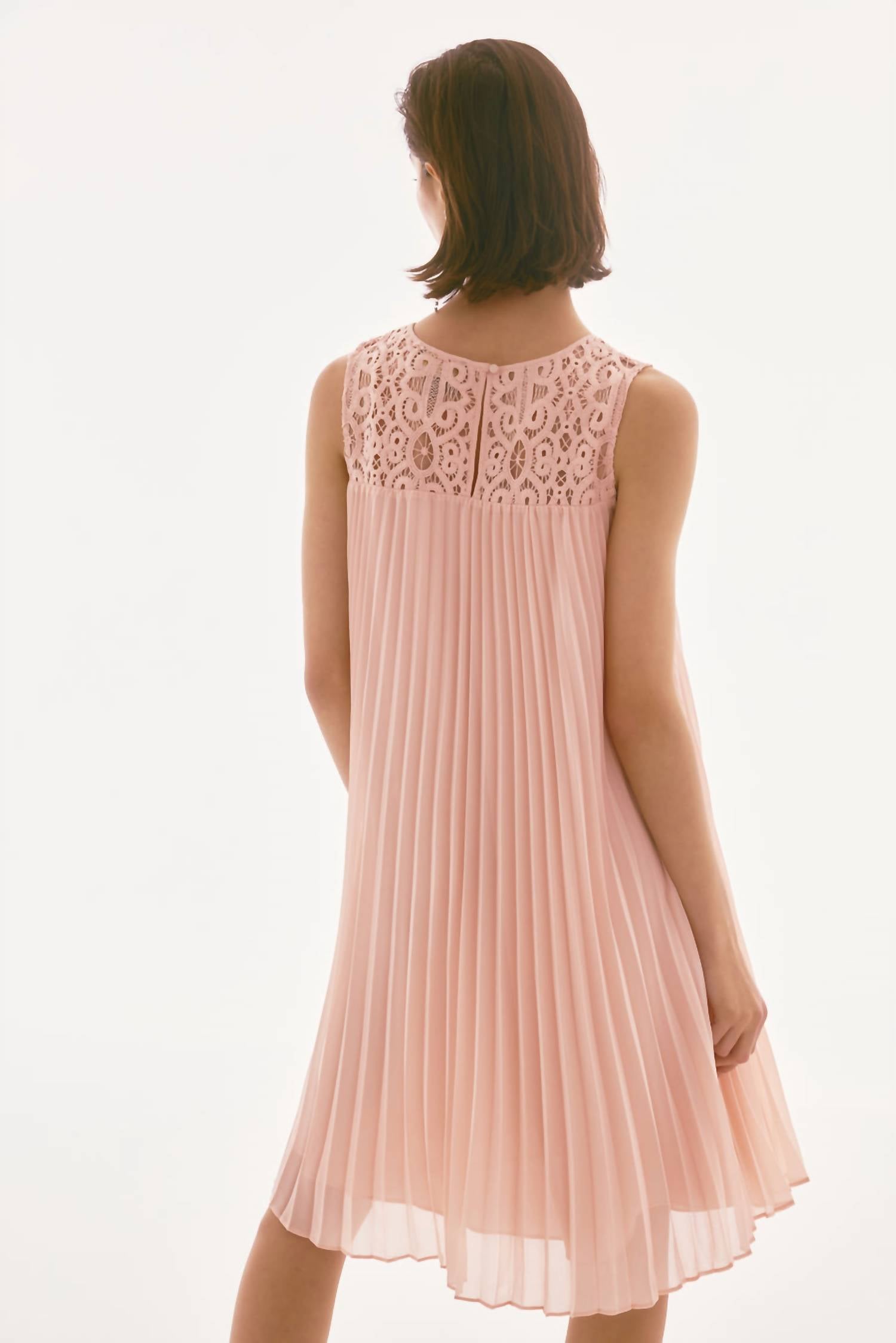 Joseph Ribkoff - Chiffon & Lace Sleeveless Pleated Dress