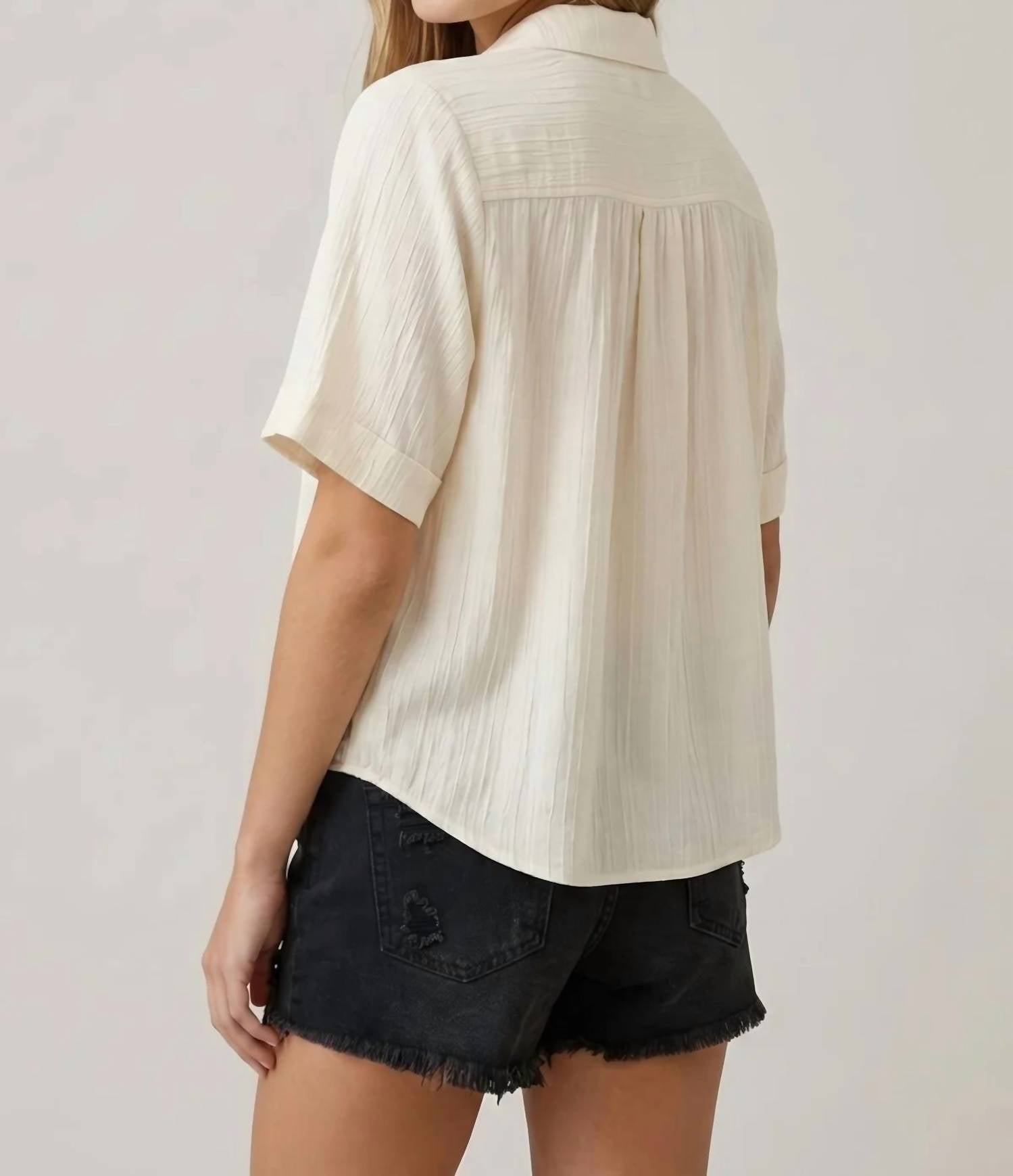 Doe And Rae - Collared Front Bubble Shirt Top