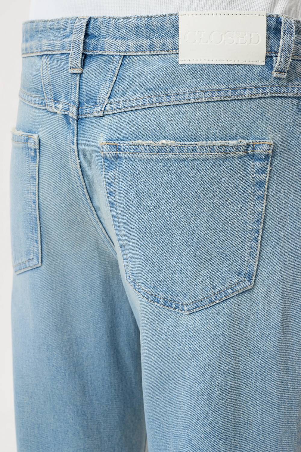Closed - Gillan Jeans