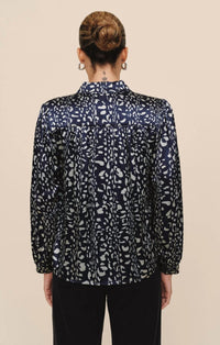 Bella Dahl - Shirred Shoulder Button Down Shirt