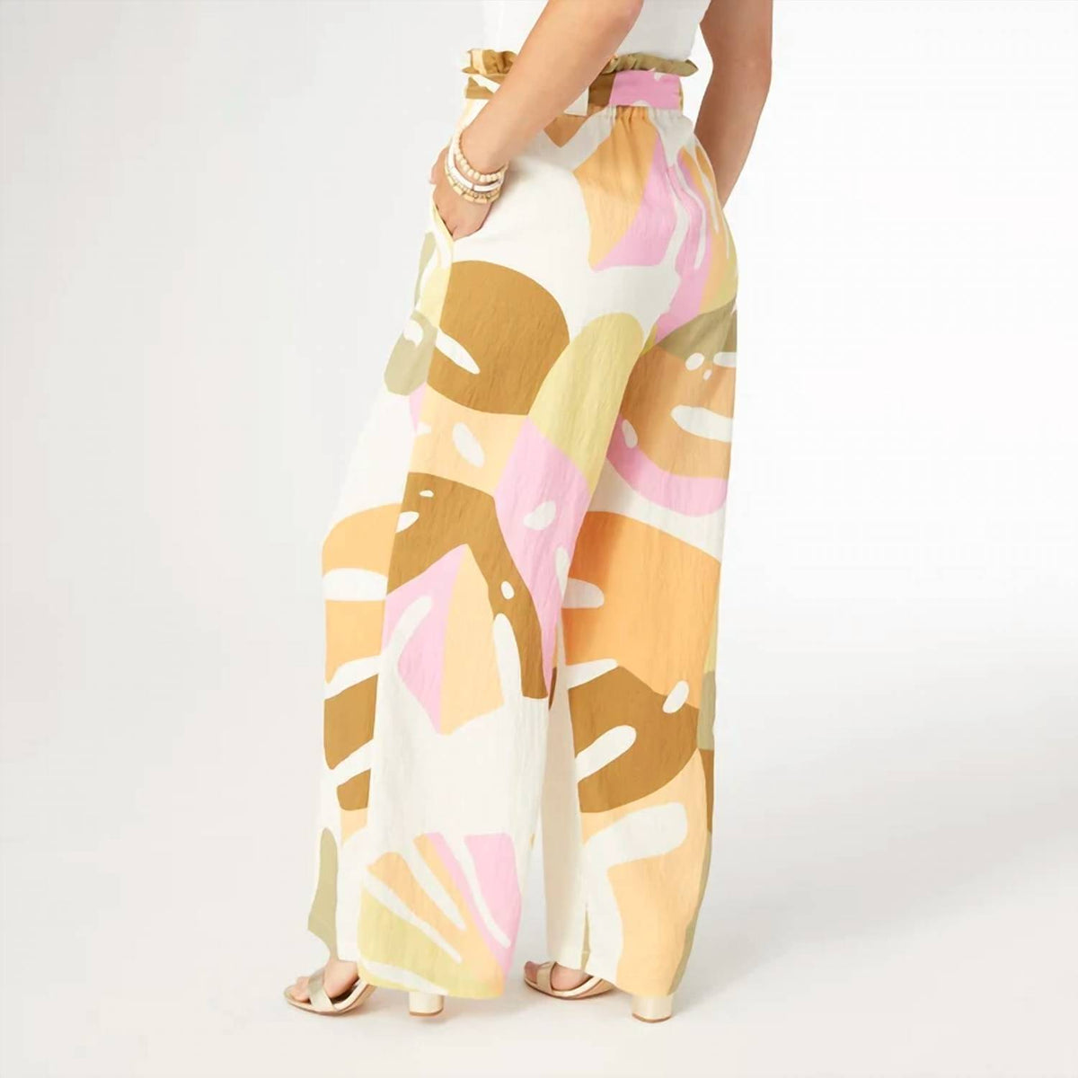 Coco + Carmen - Lyla Printed Flowy Pant