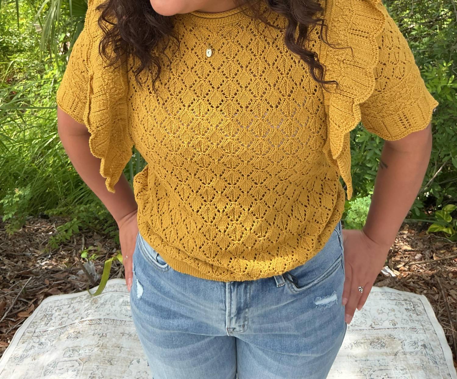 Doe And Rae - Pointelle Knit Top With Ruffle Sleeve