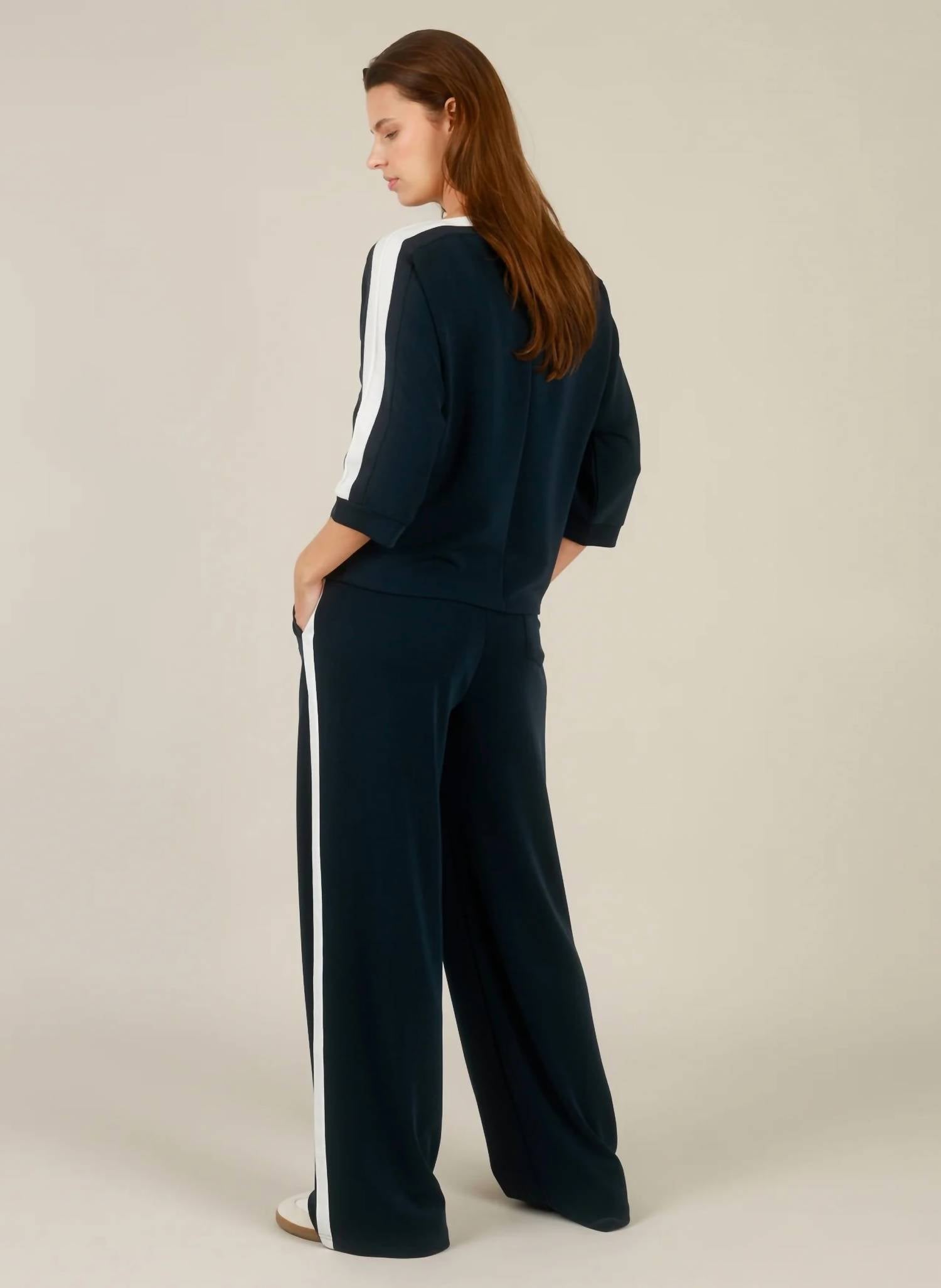 Yest - Inaya Sweater