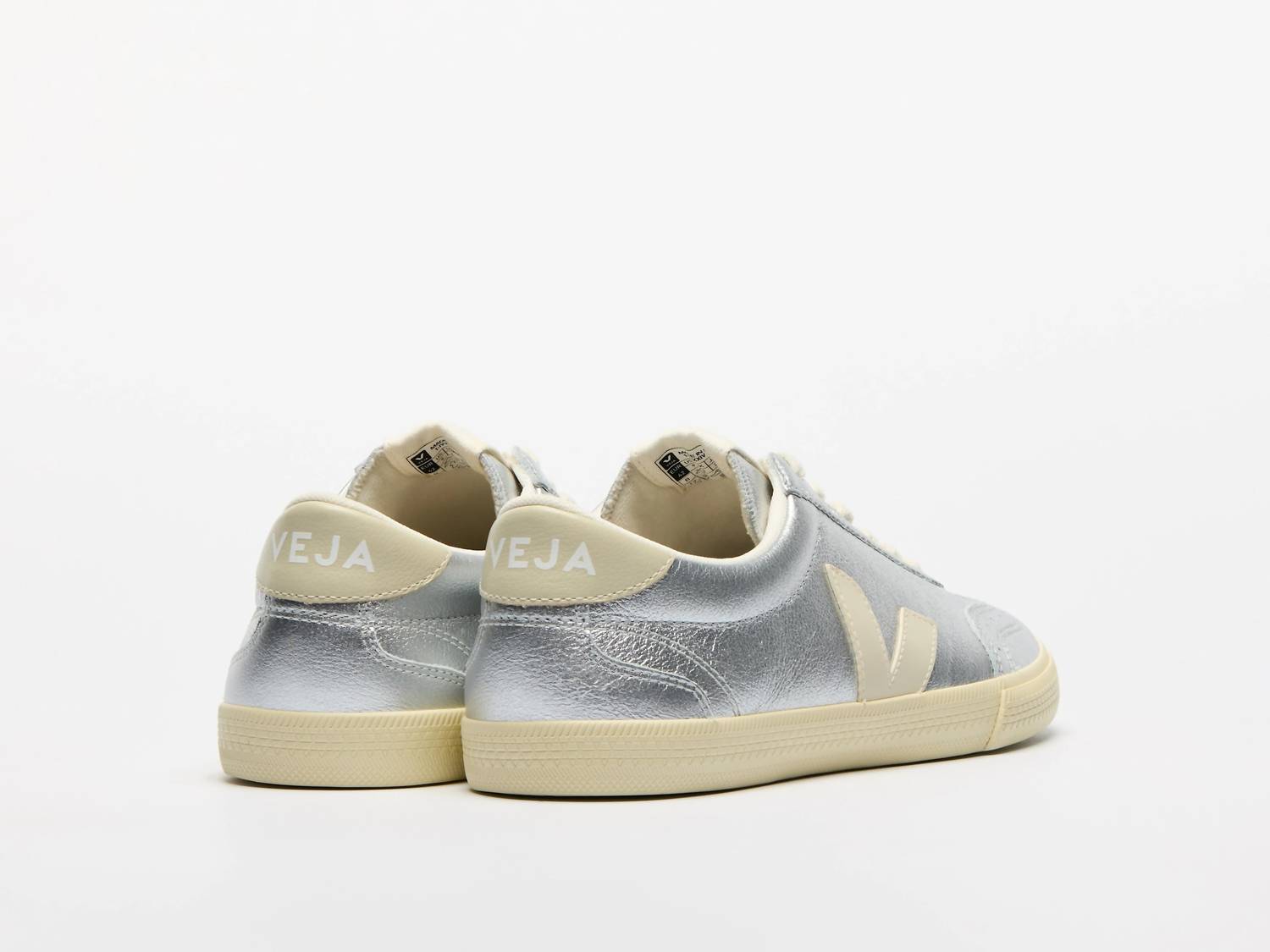 Veja - Women's Volley Sneakers