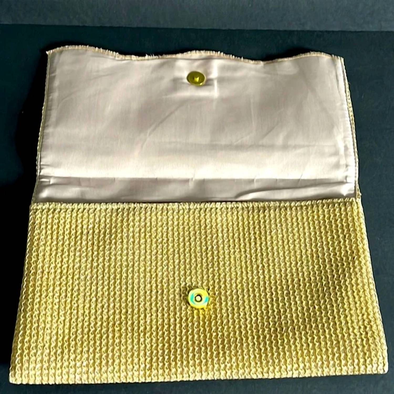 Faire - Woven Clutch