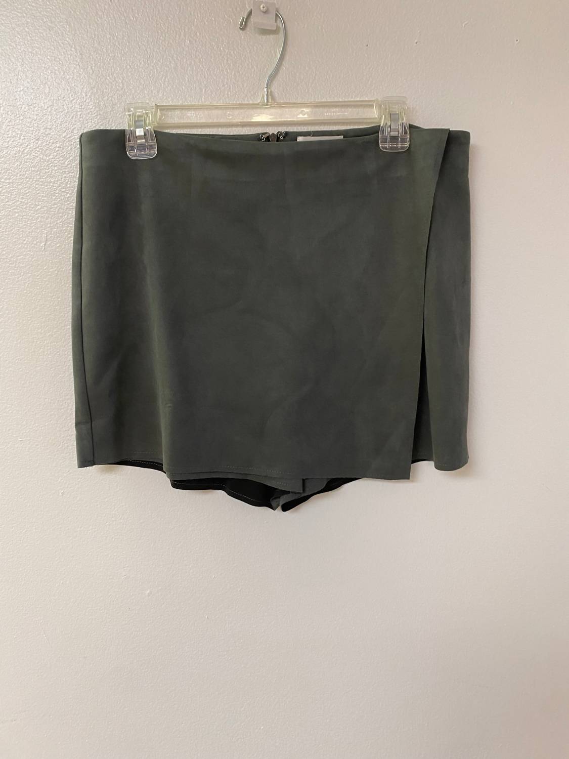Heyson - Chic Mini Skort