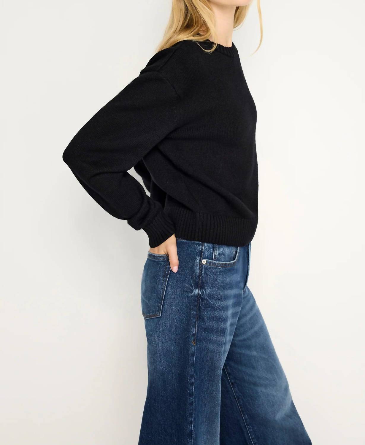 Good American - Cozy Crewneck Sweater Top