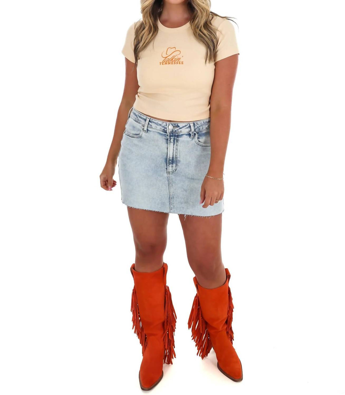 Southern Wives Club - Talkin' Tennessee Cropped Baby Tee