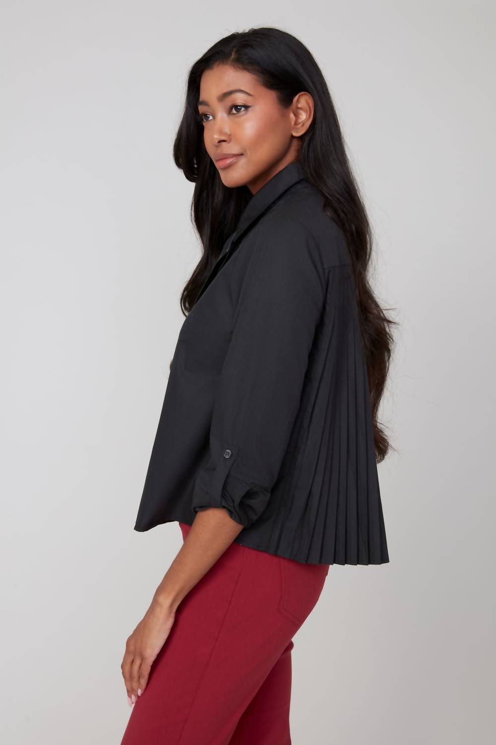 Renuar - Tie And Pleated Back Blouse