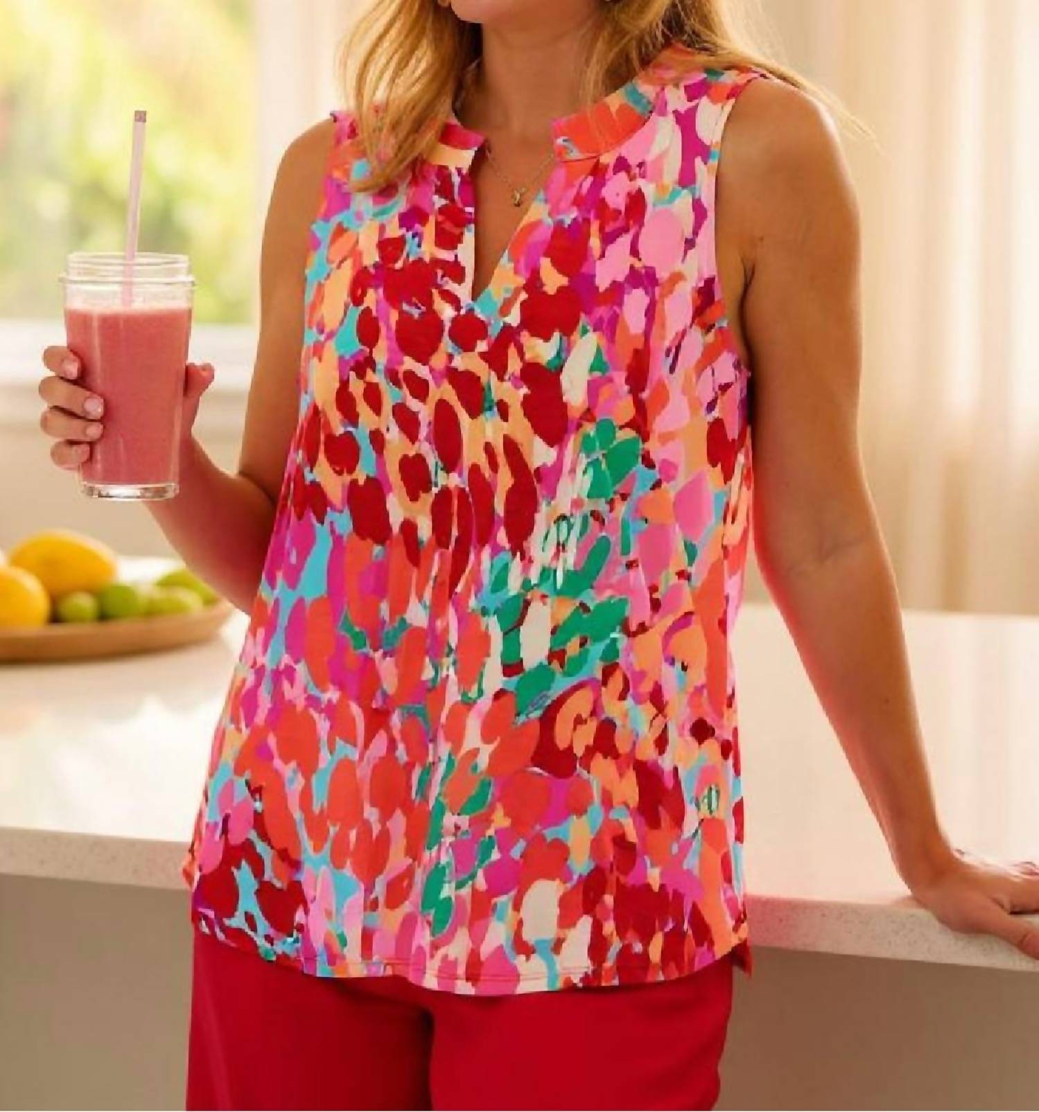 Dear Scarlett - Floral Print Sleeveless Top