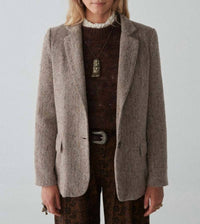 Maison Hotel - Frederick Blazer