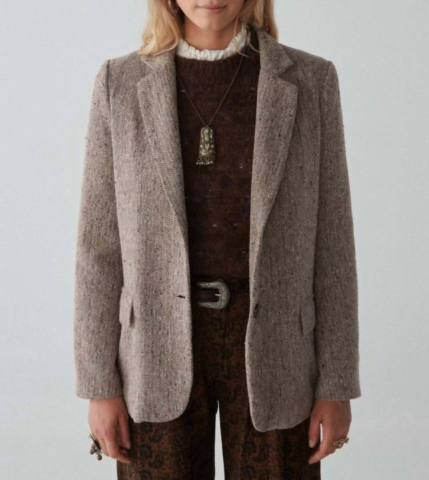 Maison Hotel - Frederick Blazer
