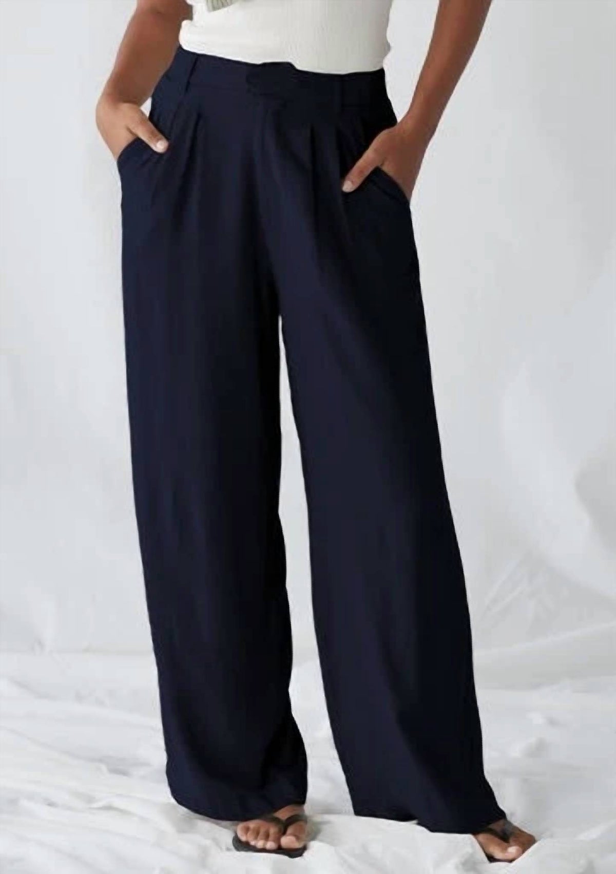 The Normal Brand - Leukos Linen Blend Trouser