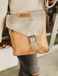 Bedstu - Venice Beach Handmade Leather Crossbody Bag