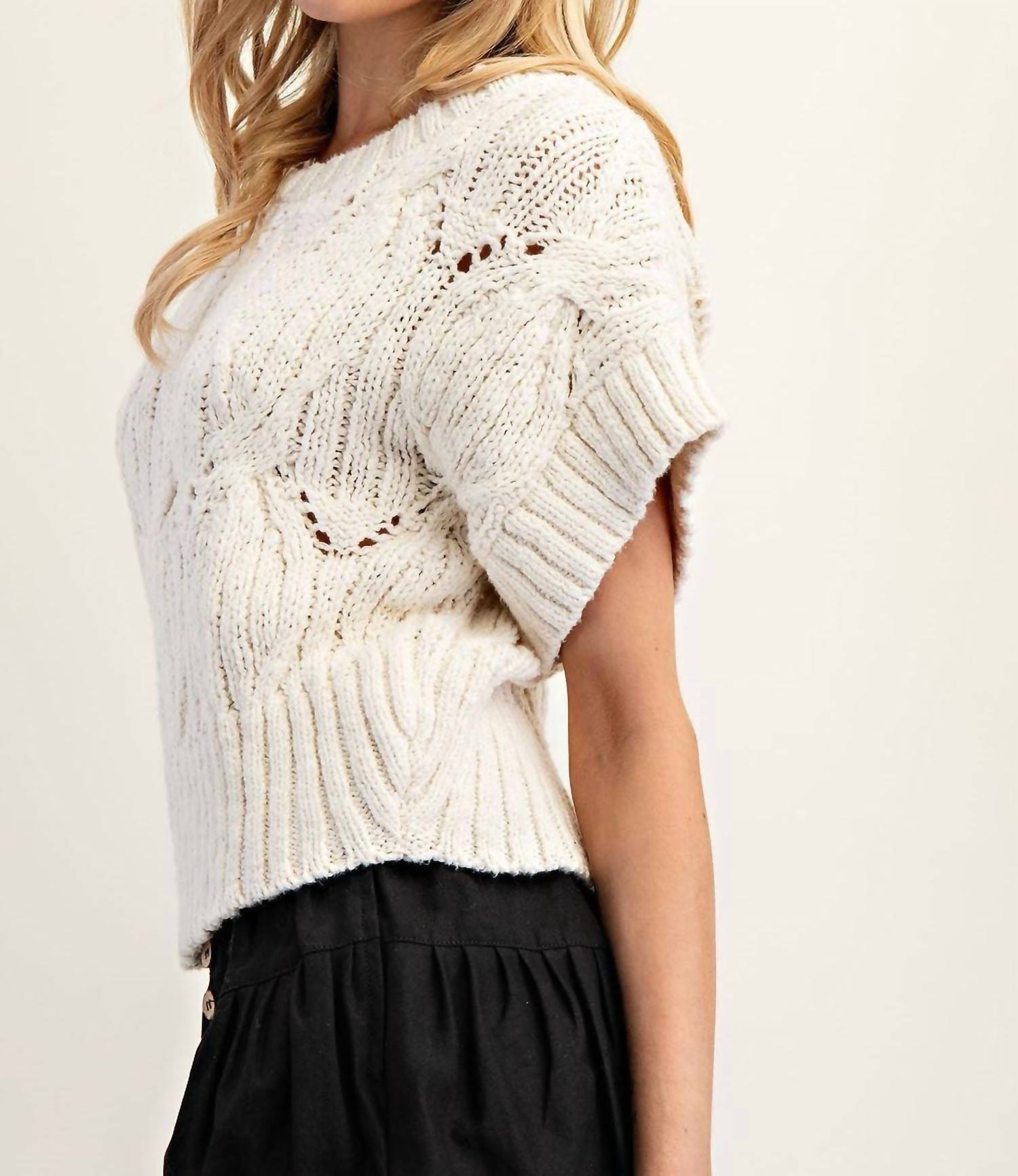 Ee:Some - Cable Knit Short Sleeve Sweater Top