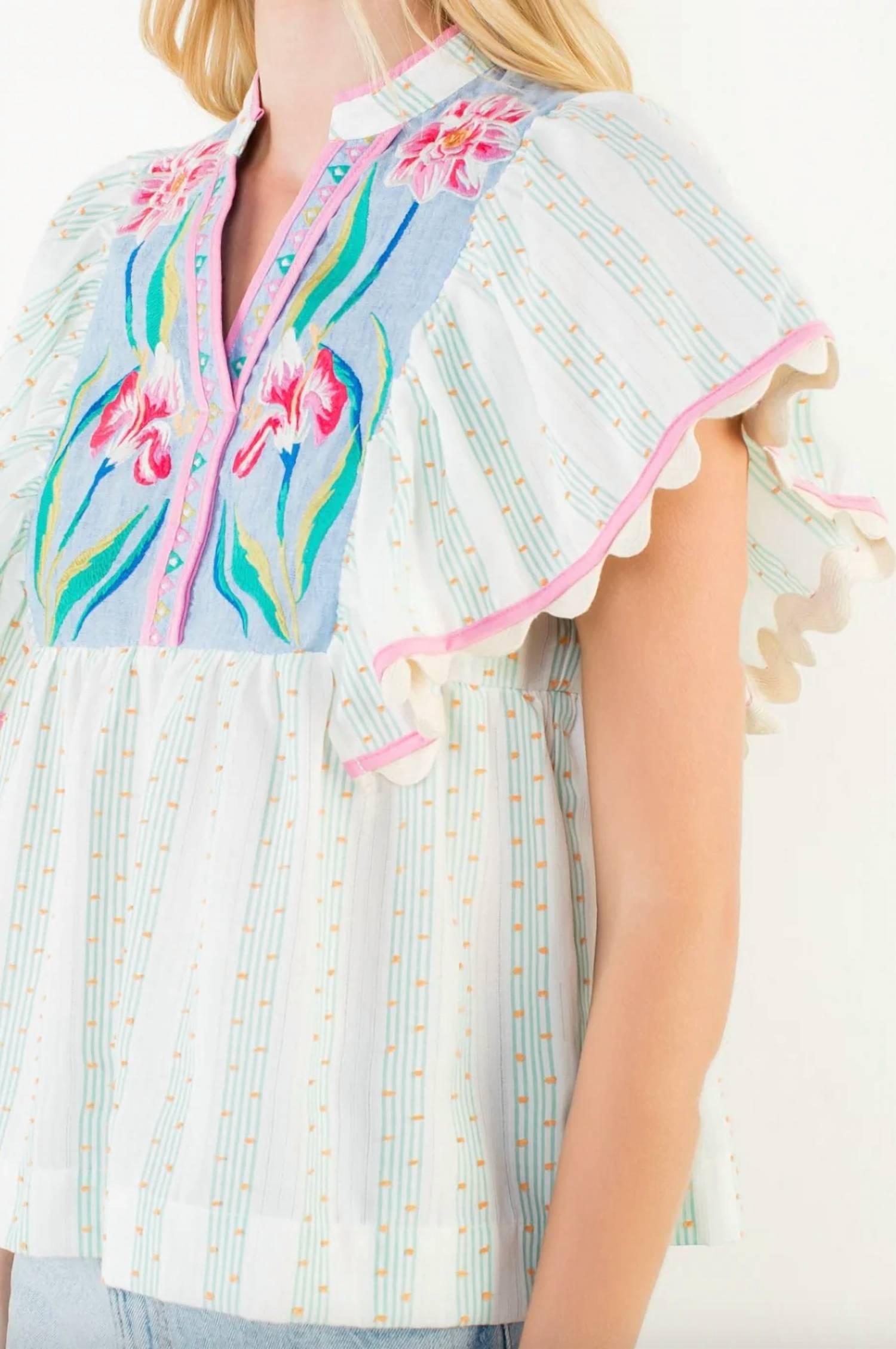 Thml - Flutter Sleeve Embroidered Top