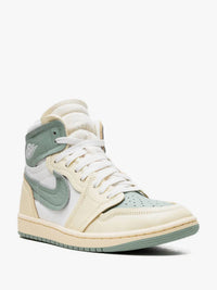 Jordan - Women's Air Jordan 1 Sneaker