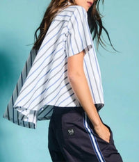 We-Ar4 - The Crew Shirt