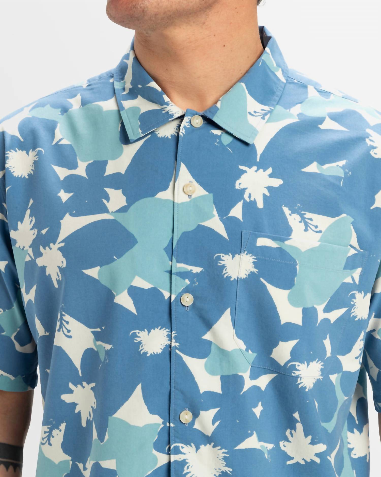 Quiksilver - Men's Beach Club Casual Shirt