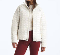 THE NORTH FACE ThermoBall Jacket in white dune - women's jacket