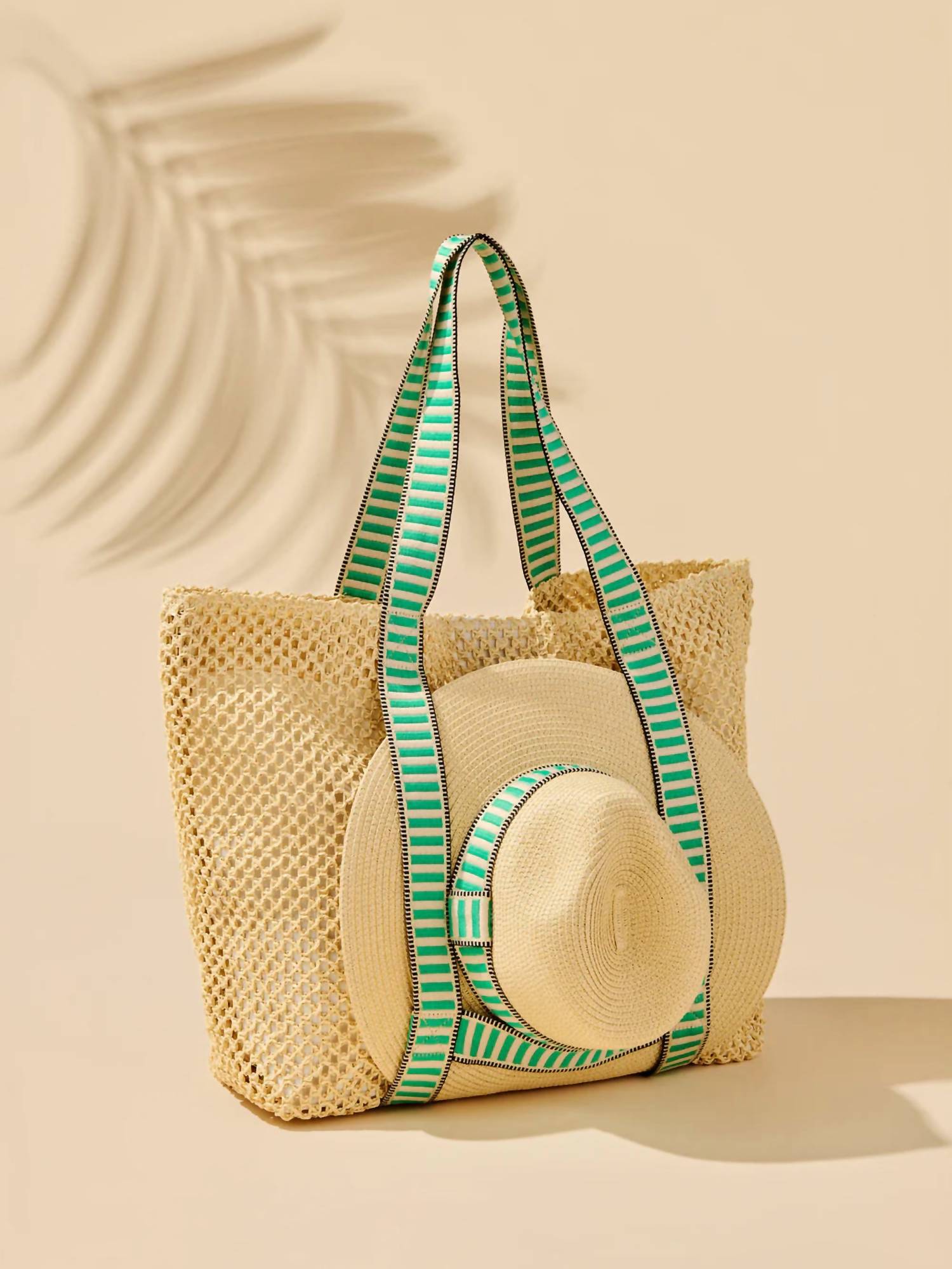 Shiraleah - Women's Dorian Tote And Hat Set
