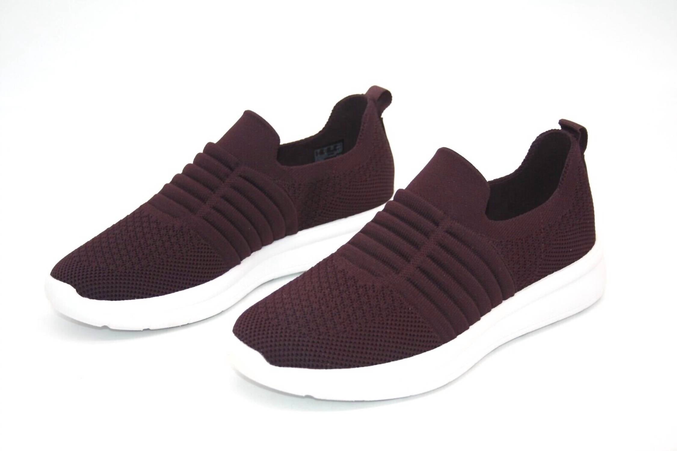 Clarks - Women's Ezera Walk Sneaker