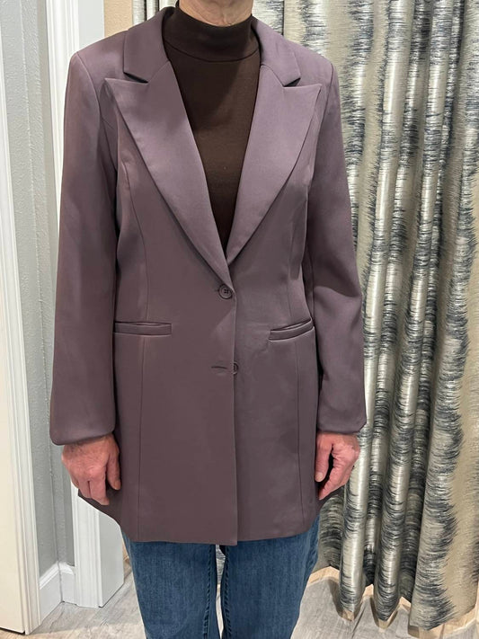 Bibi - Women's Tailored Longline Blazer