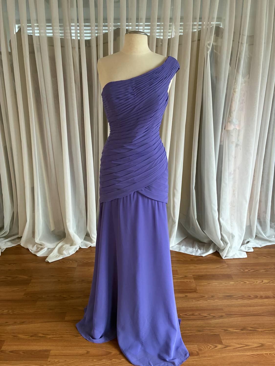 Morilee - Women's One-Shoulder Asymmetric Dropped Waist Gown