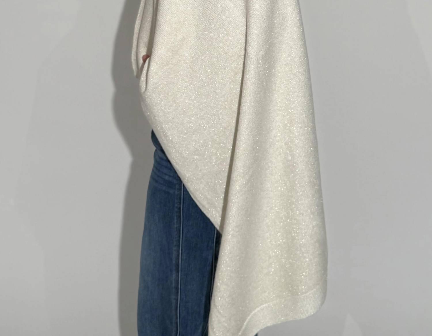 Urban Daizy - The Halo Poncho