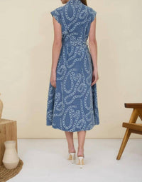 Zoe And Claire - Cap Sleeve Chain Jacquard Dress