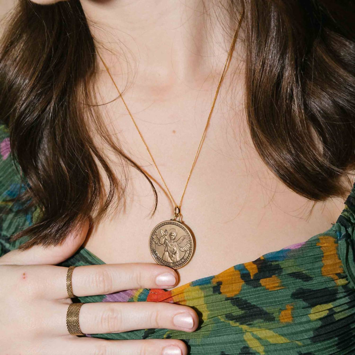 &Livy - Women's Mother Mary and Archangel Gabriel Guidance Necklace