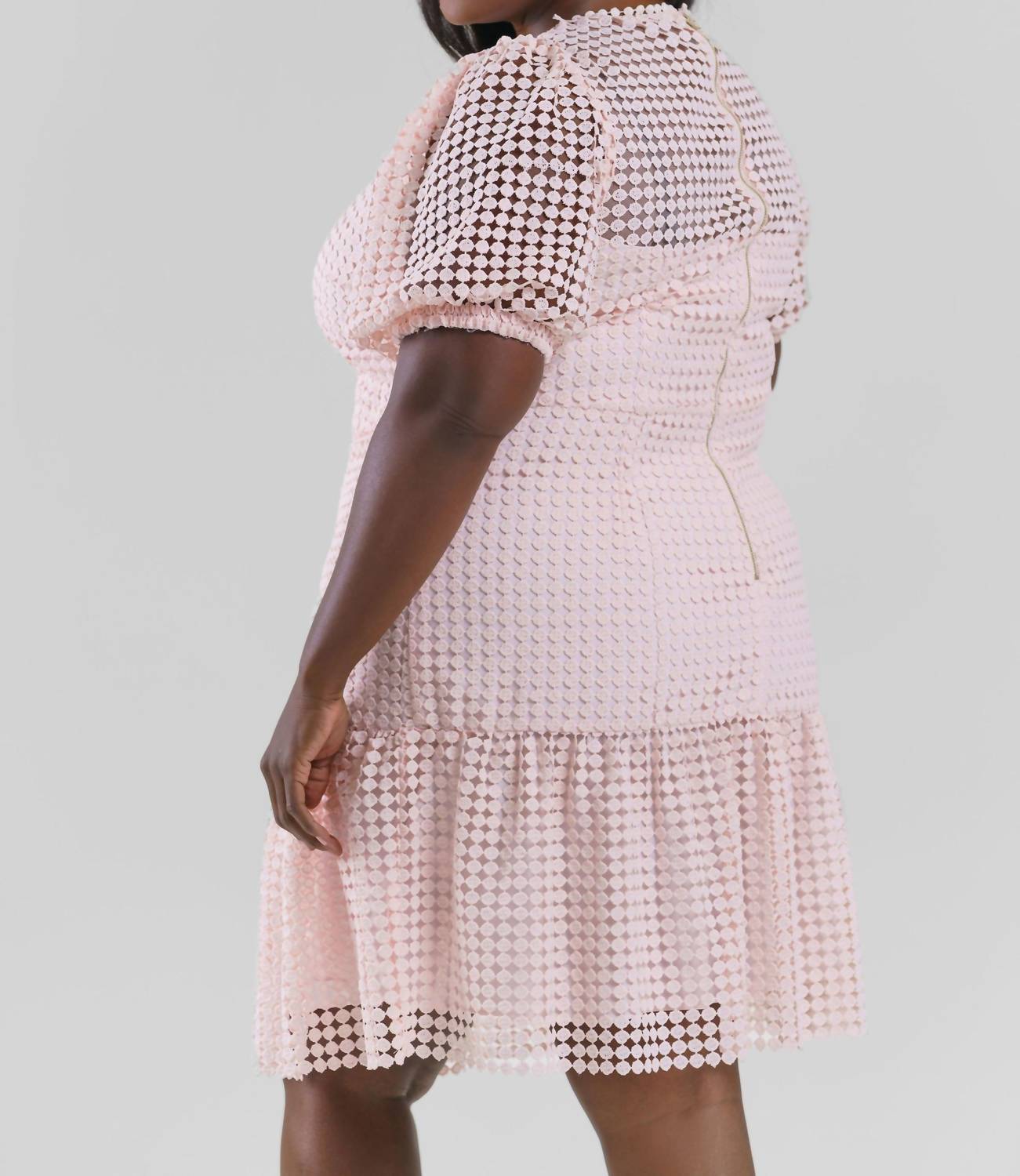 Donna Morgan - IMANI CROCHET LACE DRESS