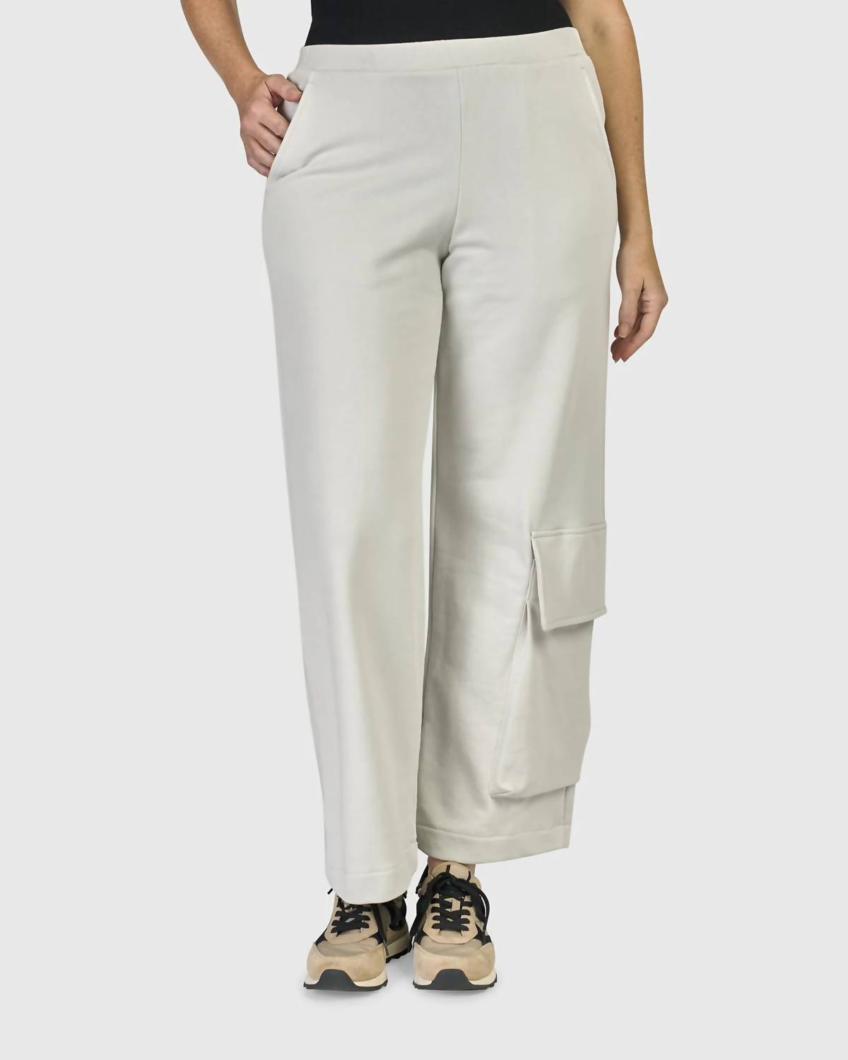 ALEMBIKA Urban Cleo Cargo Pants in ice - women's pants
