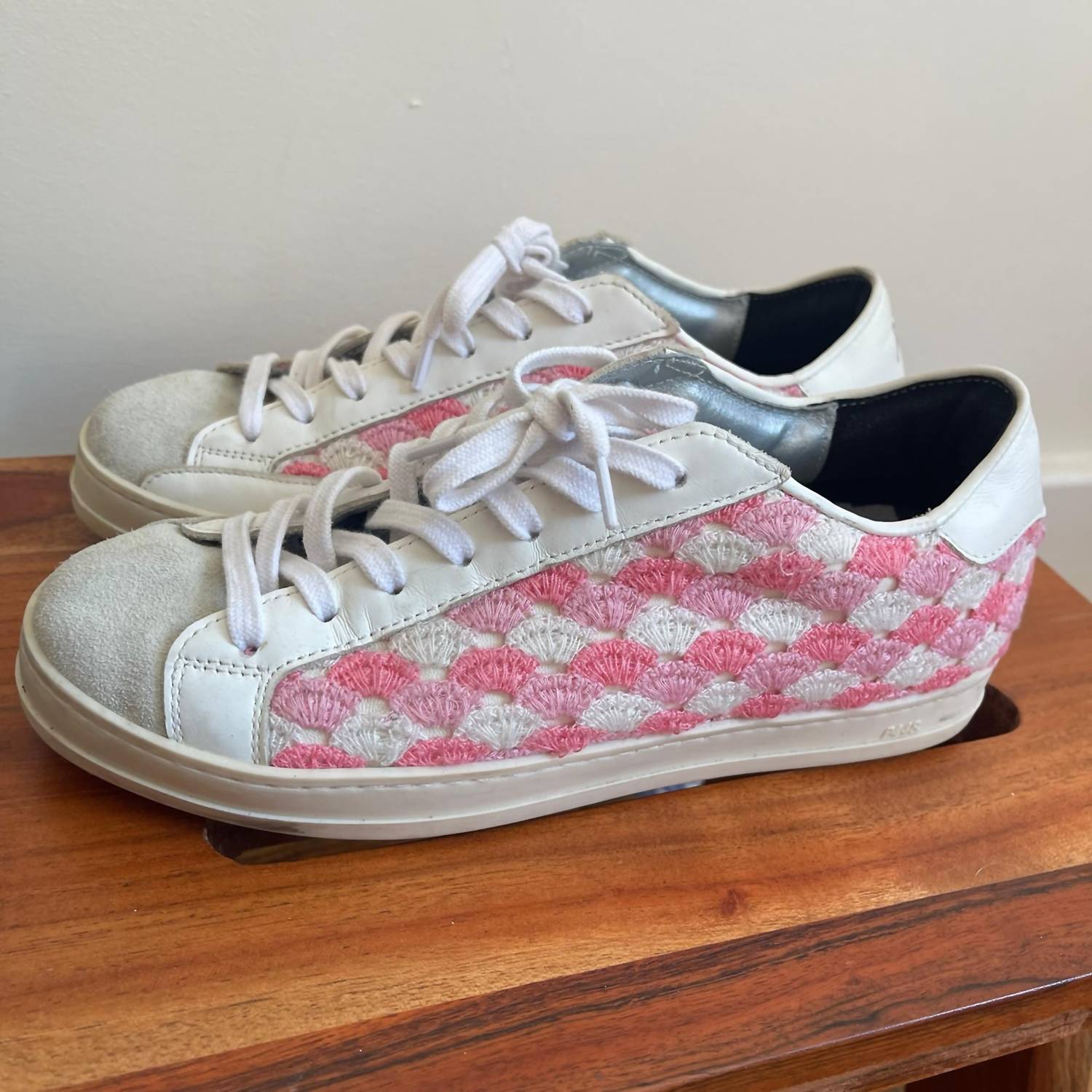 P448 - Women's John Macrame Sneaker