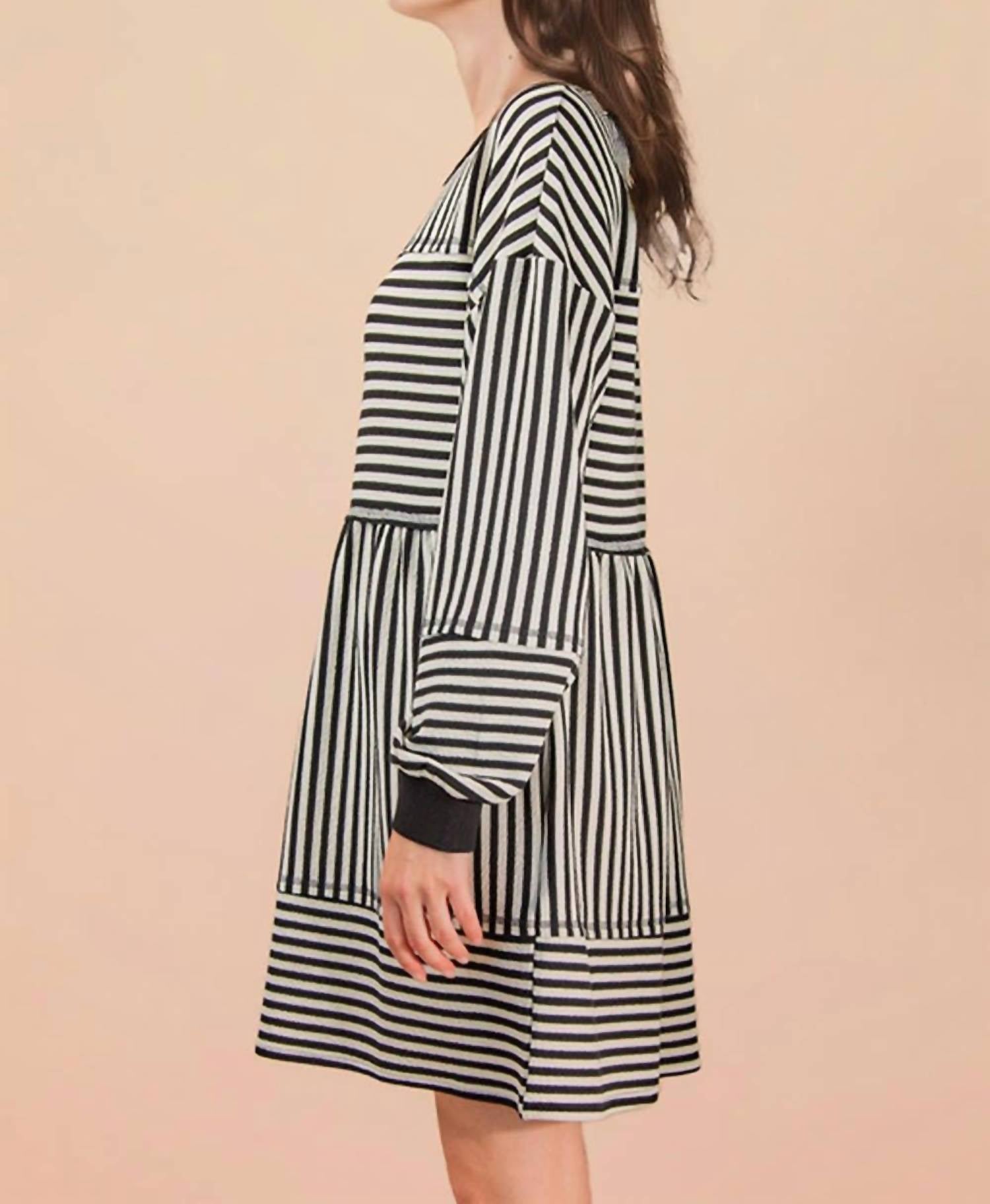 Very J - Oversized Striped Casual Knit Mini Dress