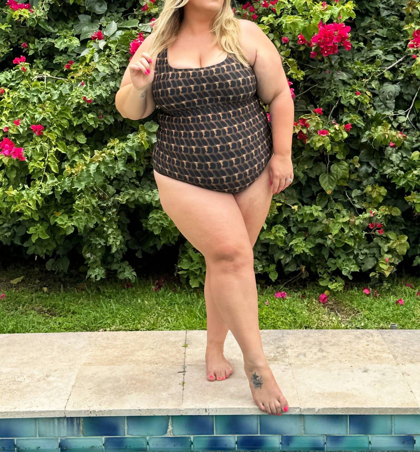 Alicia Swim - Stella Full Coverage One-piece Swimsuit - Plus