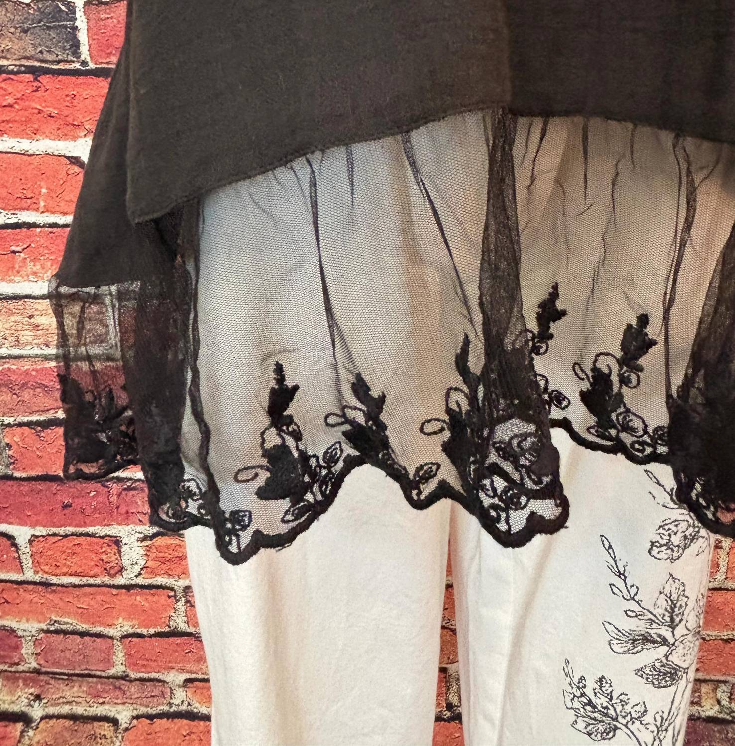 Paperlace - Women's Cotton Lace Hem Cami